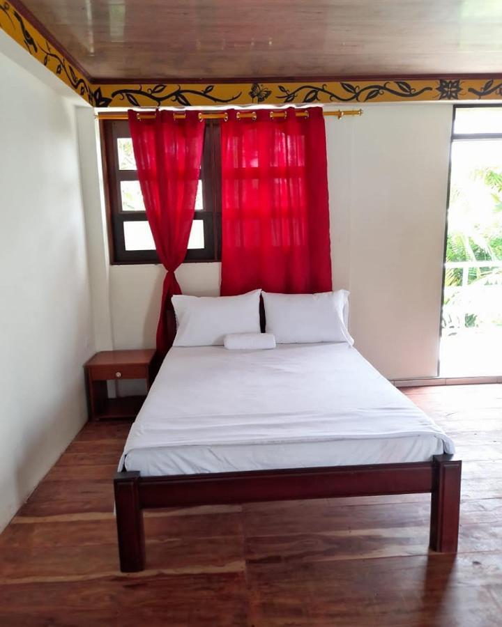 Wikungo Hotel Puerto Nariño Exterior foto